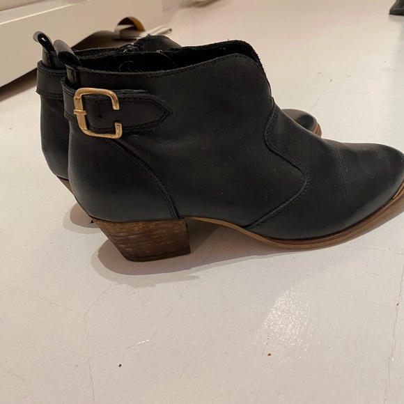 Black leather booties - Picture 3 of 5